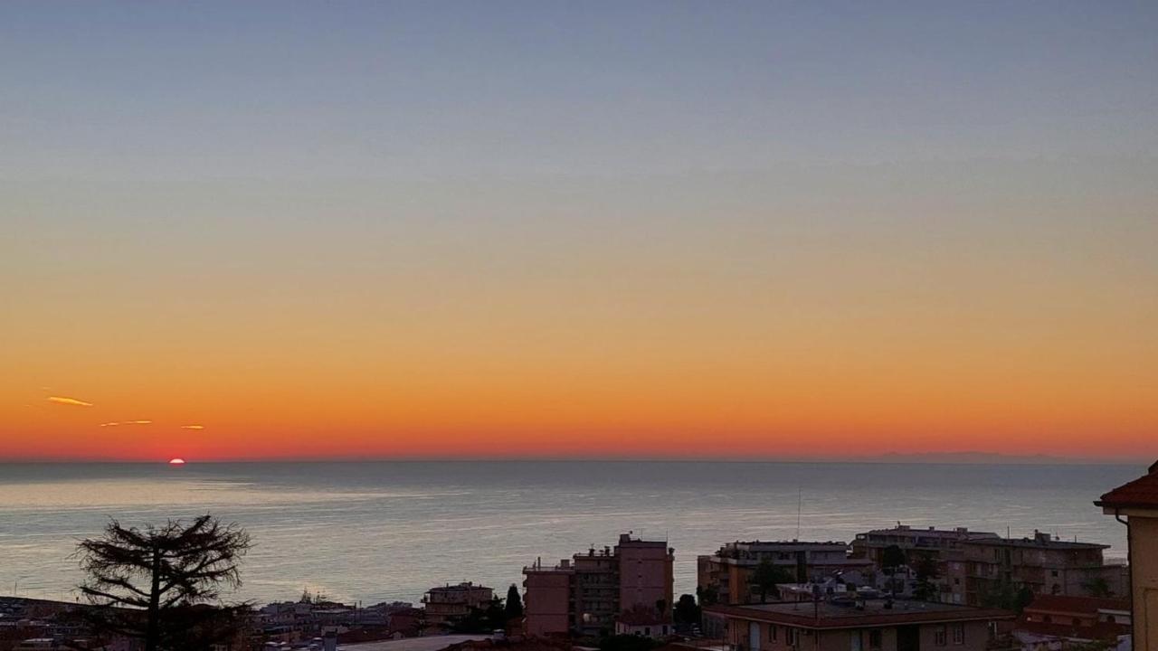 La Casa Di Ermes - Ampio Luminoso Appartamento A Tre Minuti Dal Centro ซานเรโม ภายนอก รูปภาพ